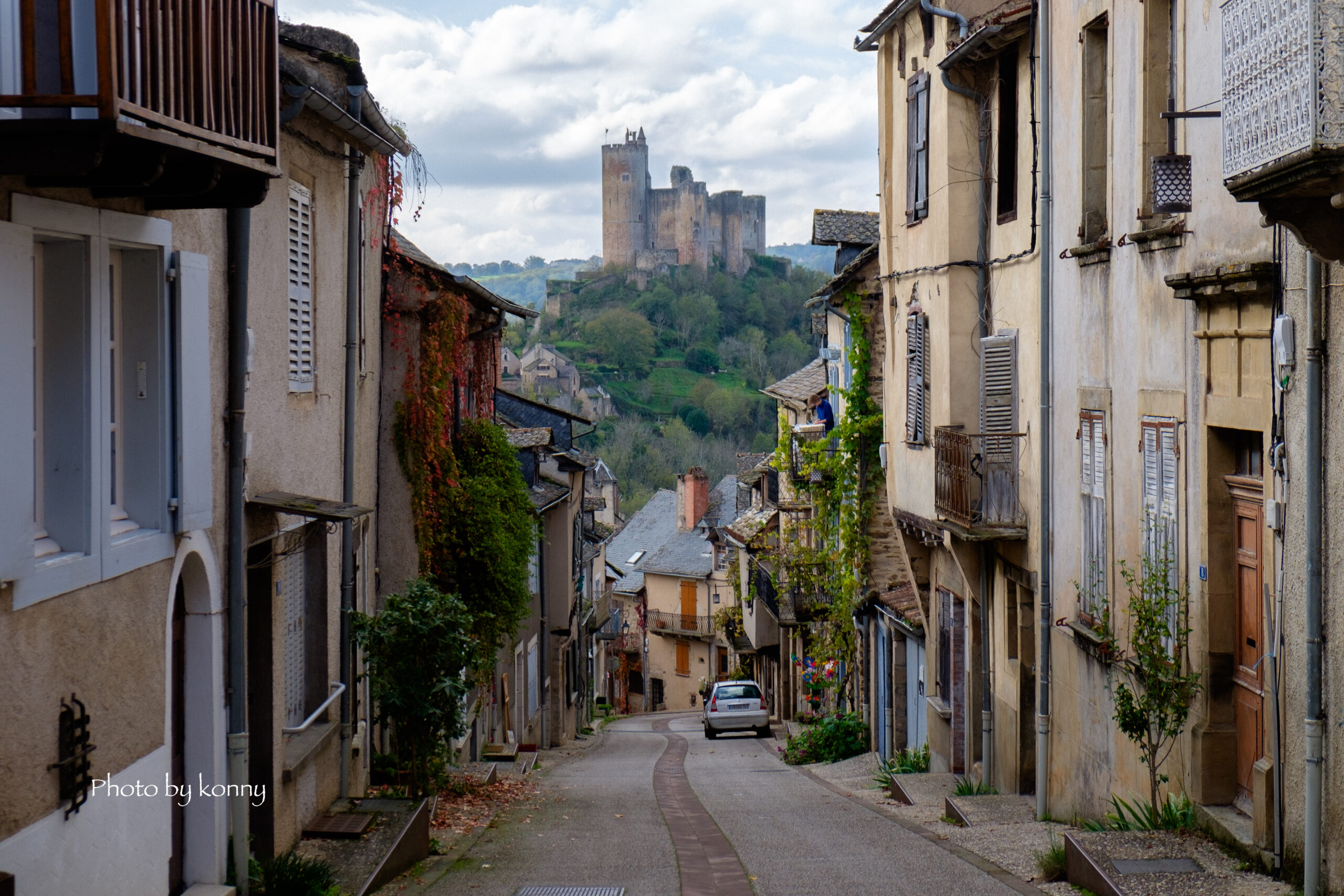 フランスの最も美しい村】ナジャック Najac お城が絵になる